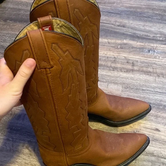 Never worn Dan Post Marlboro edition cowboy boots
